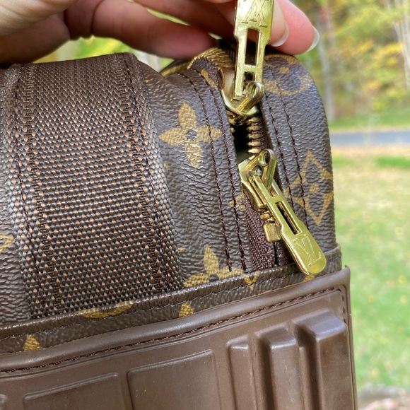 Authentic Louis Vuitton Satellite soft side suitcase classic monogram canvas - Picture 14 of 17